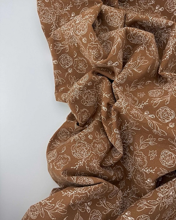 LISA 24006 C 001 Тепла бавовна принт квіти намальовані на коричневому 100% бавовна 150 см 150 грам/м