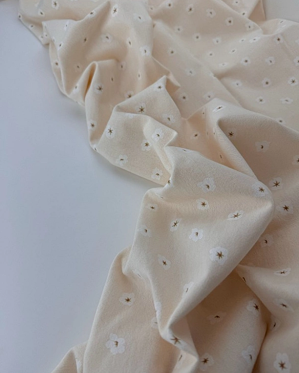 LISA-4 703 Тепла бавовна принт квіти бавовни на айворі 100% бавовна 150 см 150 грам/м.кв.