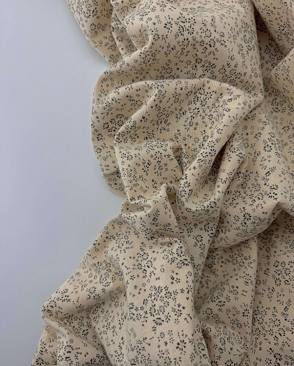 LISA-7 701 Тепла бавовна принт квіти ромашкове поле на айворі 100% бавовна 150 см 150 грам/м.кв.