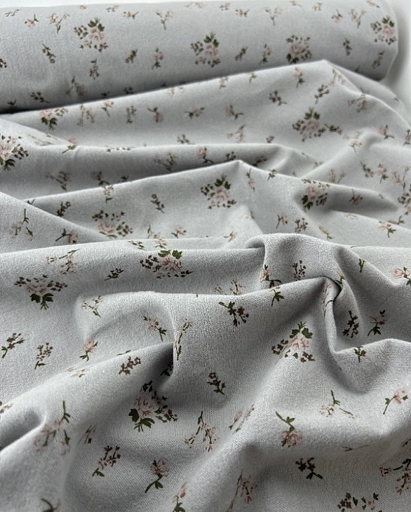 LISA-10 701 Тепла бавовна принт квіти троянди на сірому 100% бавовна 150 см 150 грам/м.кв.