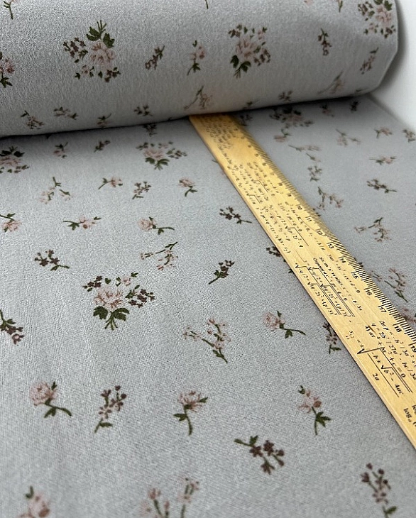 LISA-10 701 Тепла бавовна принт квіти троянди на сірому 100% бавовна 150 см 150 грам/м.кв.