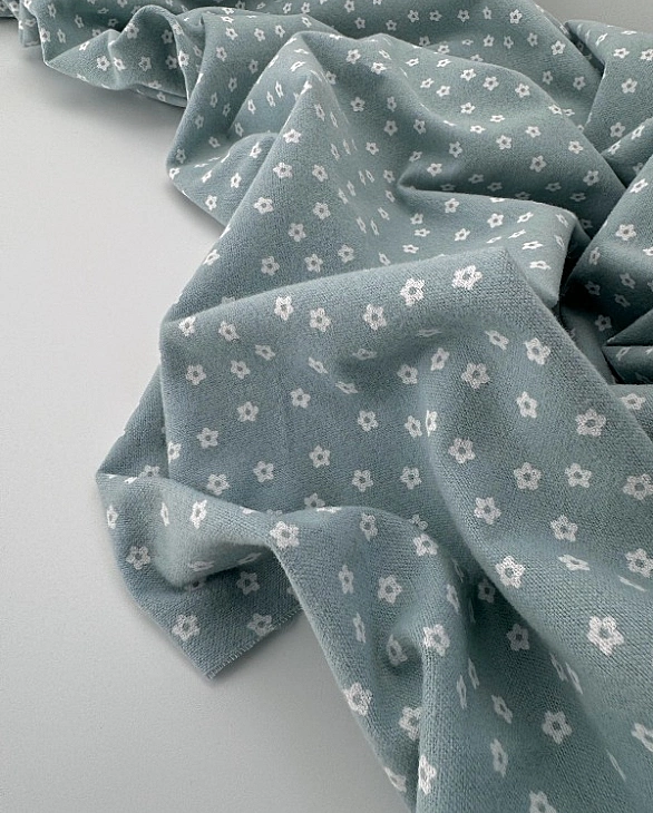 LISA-16 701 Тепла бавовна принт квіти ромашки дрібні білі на блакитному 100% бавовна 150 см 150 грам