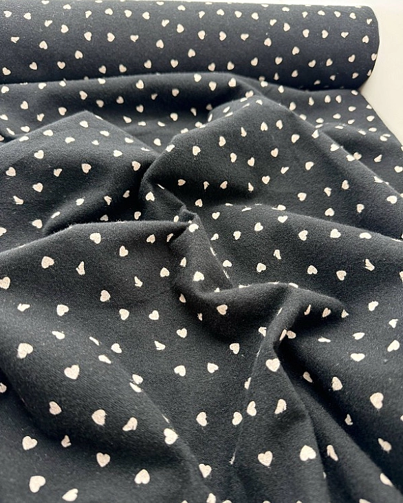 LISA-19 701 Тепла бавовна принт LOVE сердечки з туфелькою дрібні білі на чорному 100% бавовна 150 см