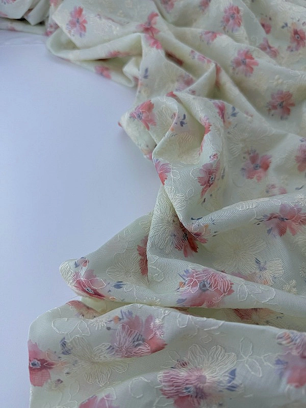 CANDY-C189 батист принт квіти вишивка акварельні рожеві на лимонному 100% бавовна 135см 90-100 грам/