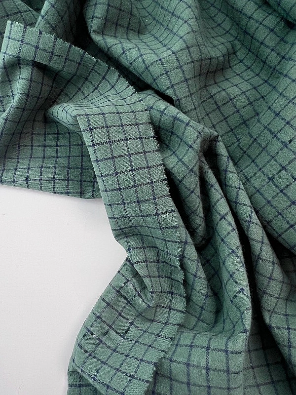 DENNIS-1C14 Сорочкова тканина з начісом принт геометричний клітинка на темно зеленому 100% бавовна 1