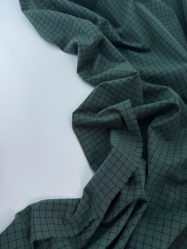 DENNIS-1C14 Сорочкова тканина з начісом принт геометричний клітинка на темно зеленому 100% бавовна 1