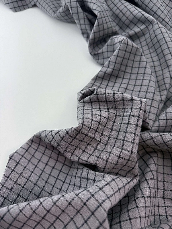 DENNIS-1C15 Сорочкова тканина з начісом принт геометричний клітинка на сірому 100% бавовна 150 см 15