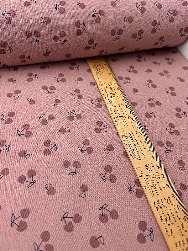 LISA 24007 C 002 Тепла бавовна принт фрукти,ягоди, овочі вишеньки на рожево-пудровому 100% бавовна 1