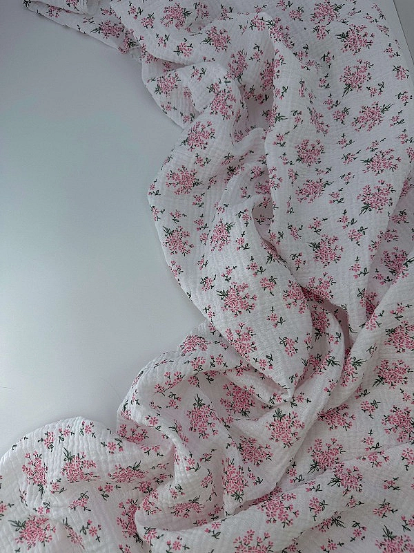 MR C01601 | RAINBOW-C01601 Муслін жатка 2-х шаровий принт квіти ромашки рожеві в букетах на білому 1