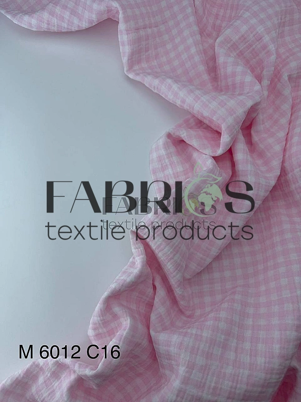 M 6012 C16 Муслін Жатка принт геометричний клітинка рожева на молочному 100% бавовна  130-135 см 125